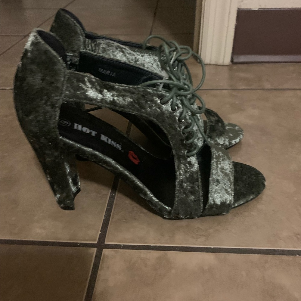 Brand new mint colored heels
